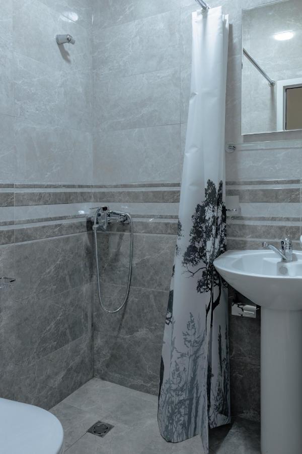 Family Appartments On Buzand Street Yerevan Ngoại thất bức ảnh